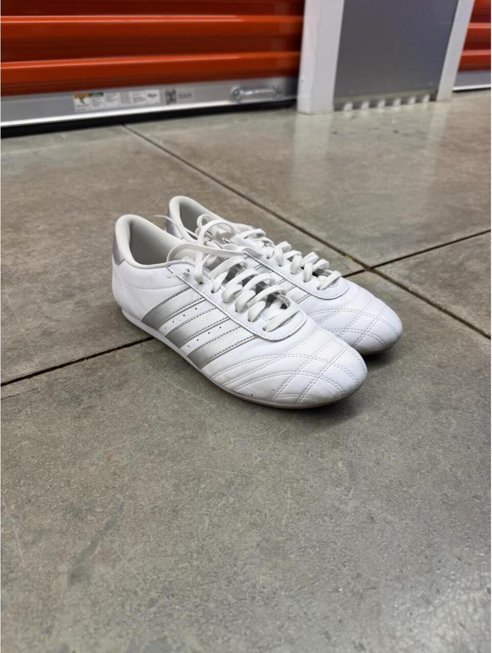 adidas Taekwondo white and silver Lace Shoes size 8.5 MENS